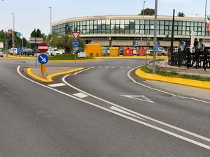 FOTO 4 ROTATORIA GIALLA CLO